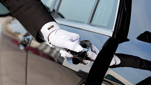 Sixt Limousine service řidič 