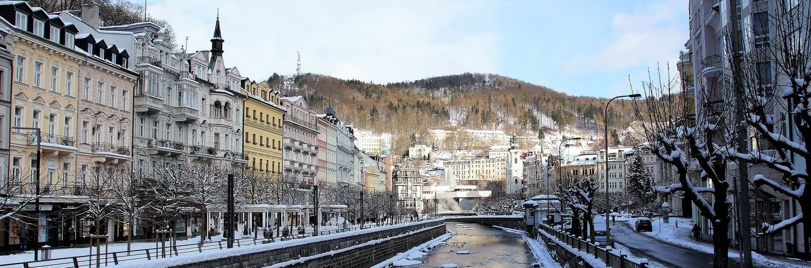 Karlovy Vary zimní panorama