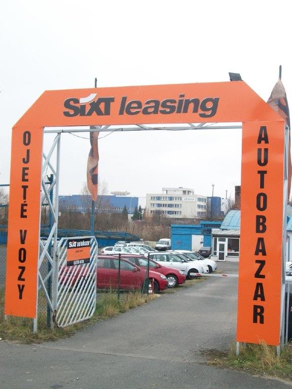 https://www.sixt.cz/User_Files/contenttemplateeditor/659d16db9e1bbAutobazar_Sixt_vstup.jpg