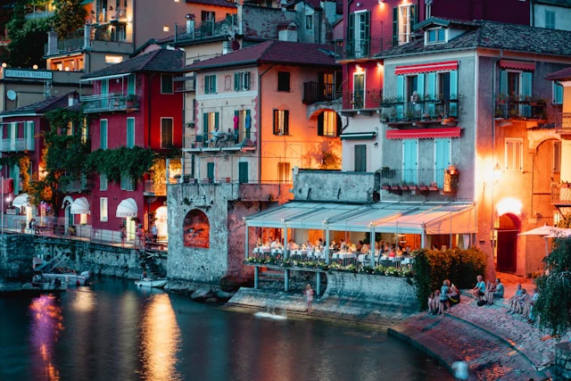 https://www.sixt.cz/User_Files/contenttemplateeditor/682f9037a6a58sixt-italie-3.webp