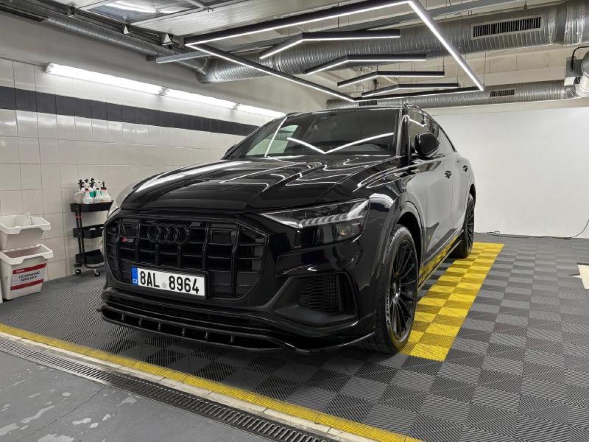 Audi SQ8 